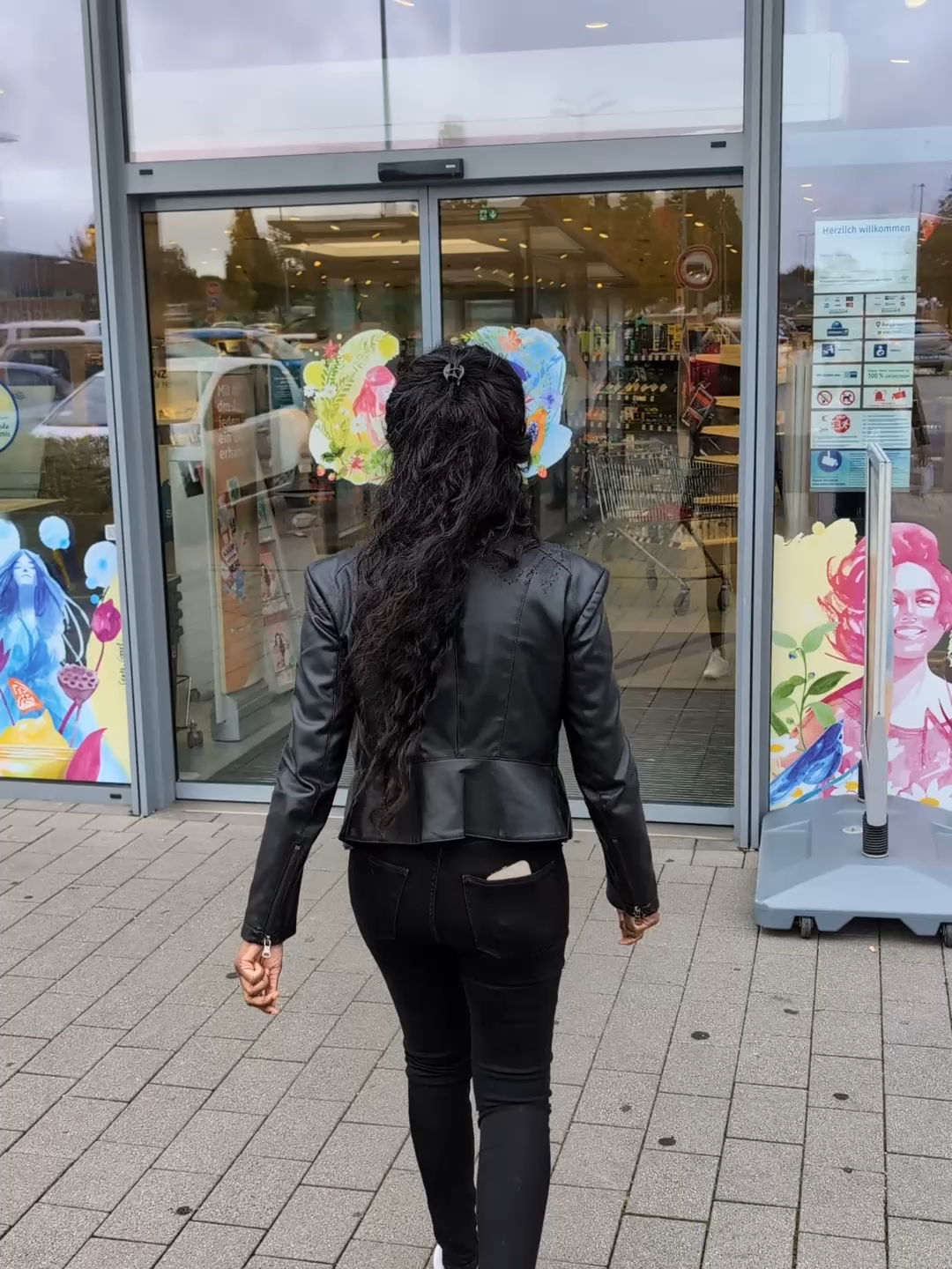 @shiaknowsbest