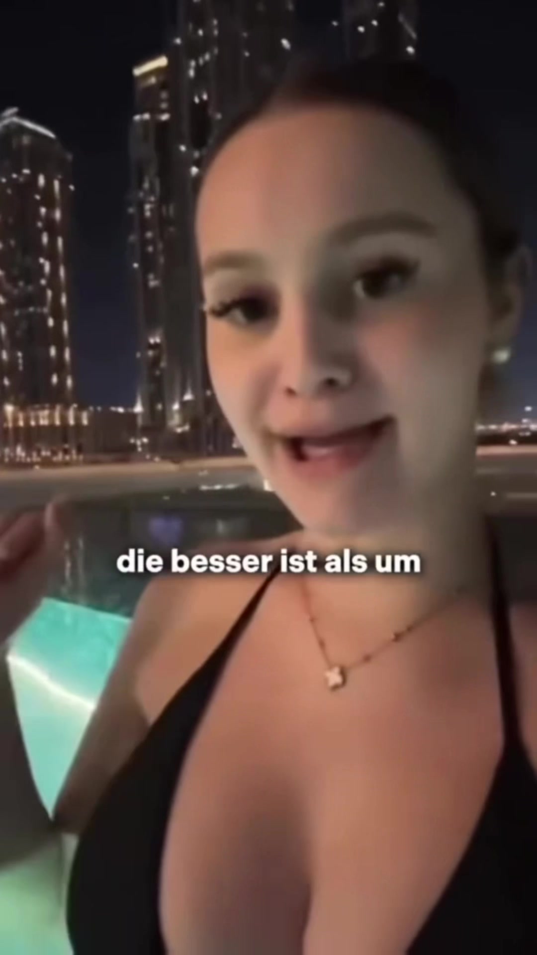@Elena Carriere
