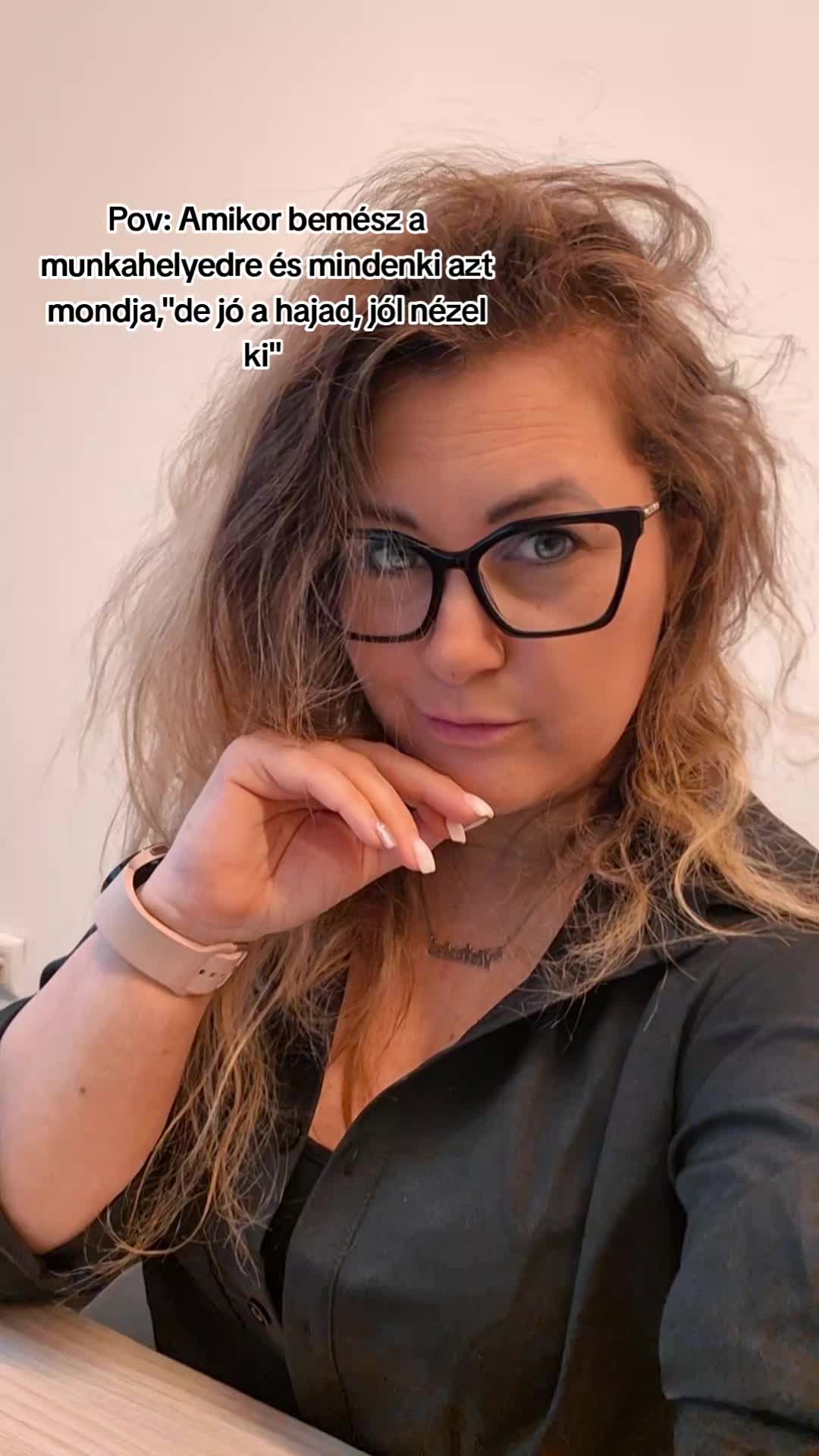 @Viktória