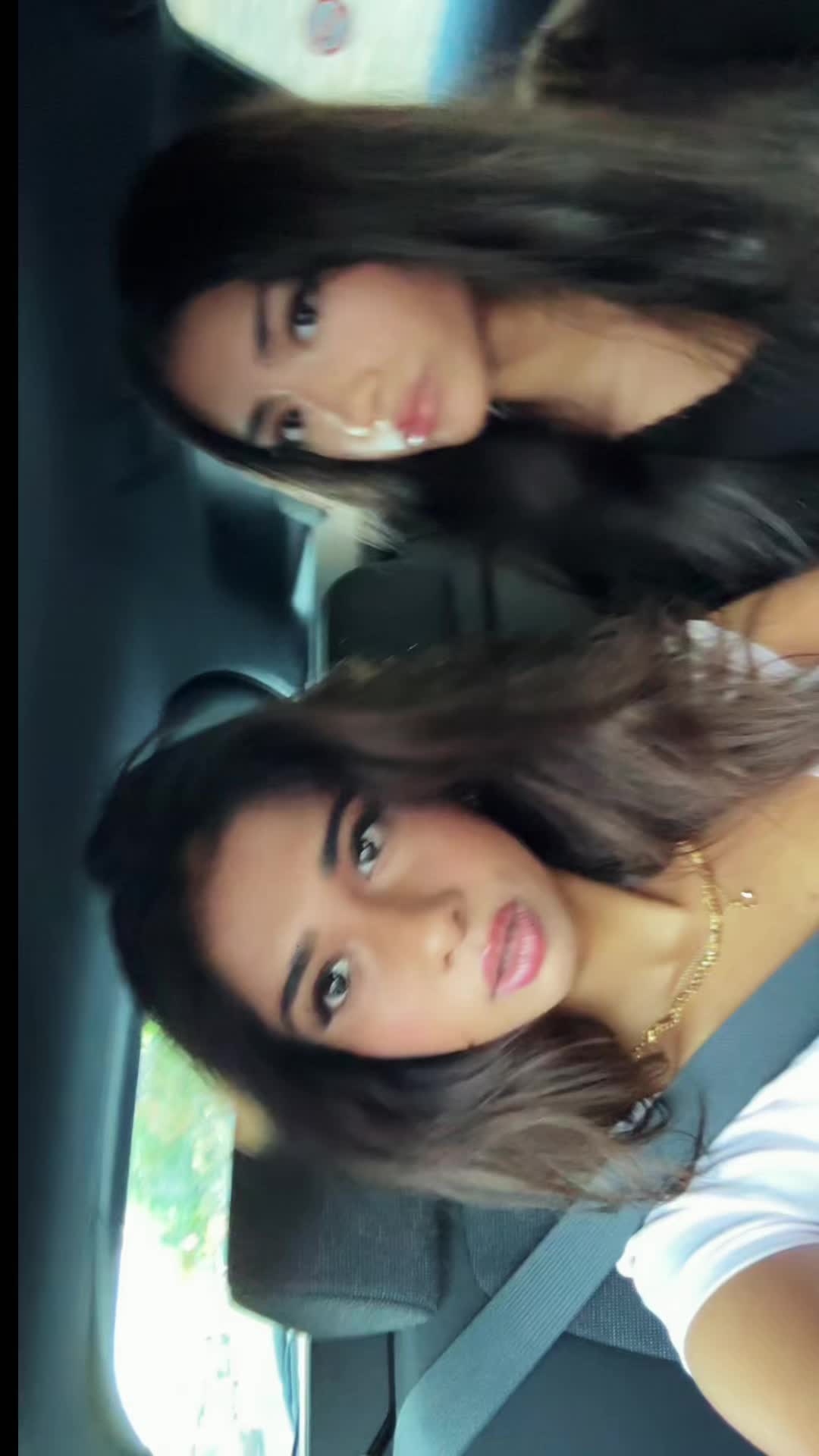 @rozhin