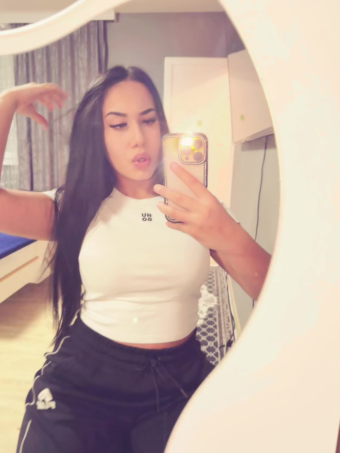 @👄𝑺𝒂𝒔𝒉𝒆𝒗𝒂👄