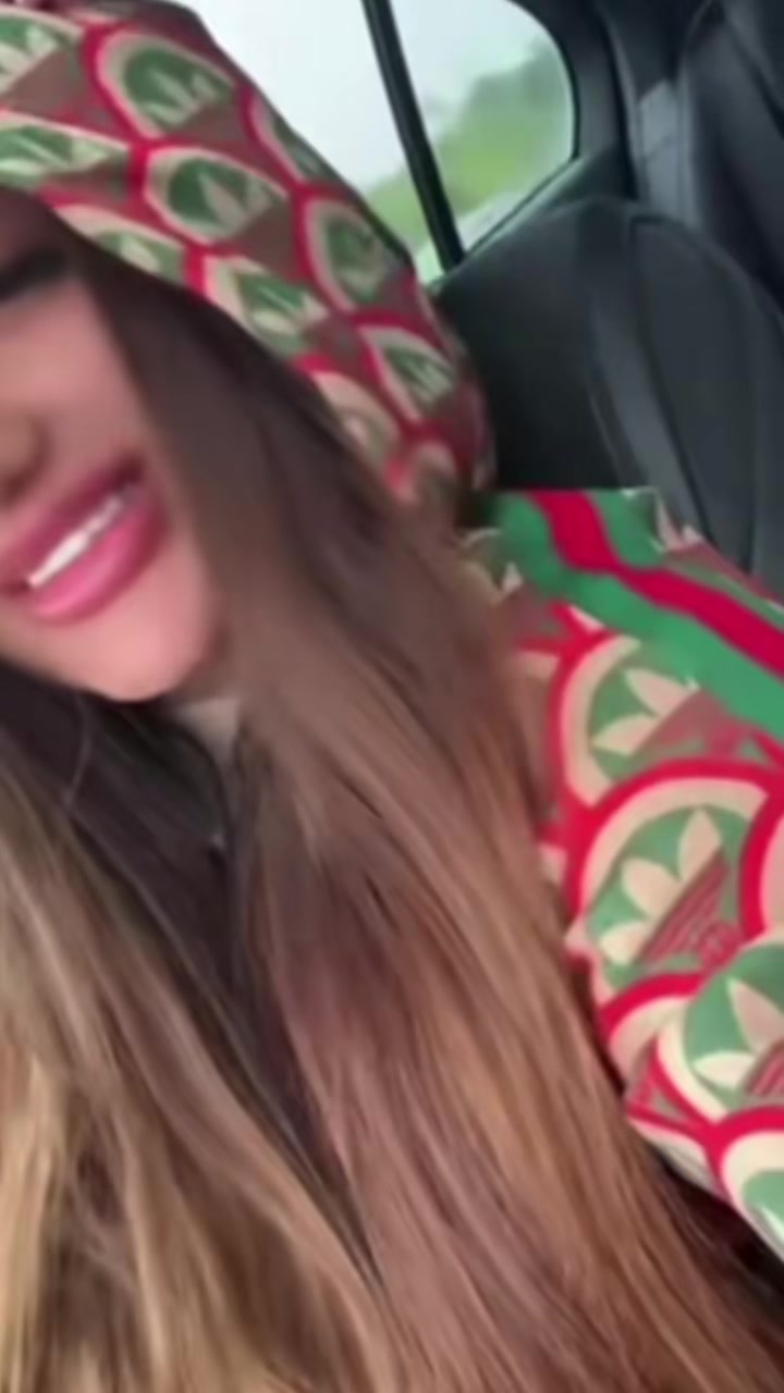 @cristina_larisa_17
