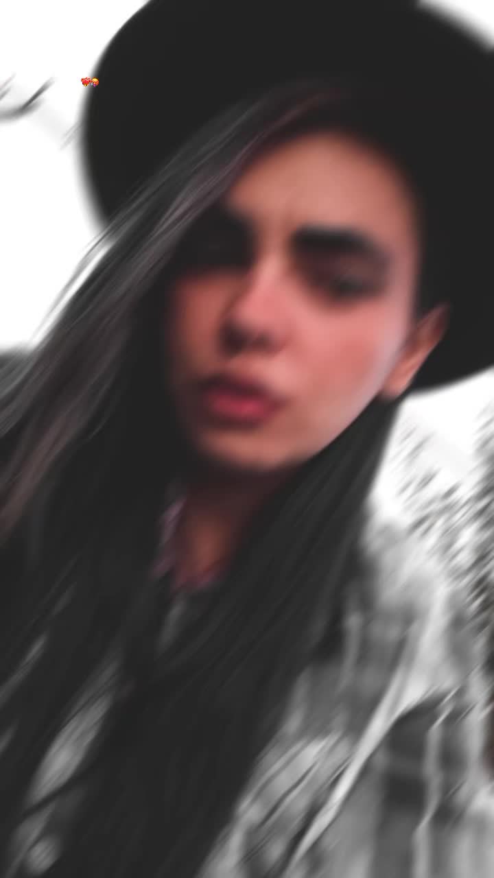 @Mădălina👑 Roxana 💙