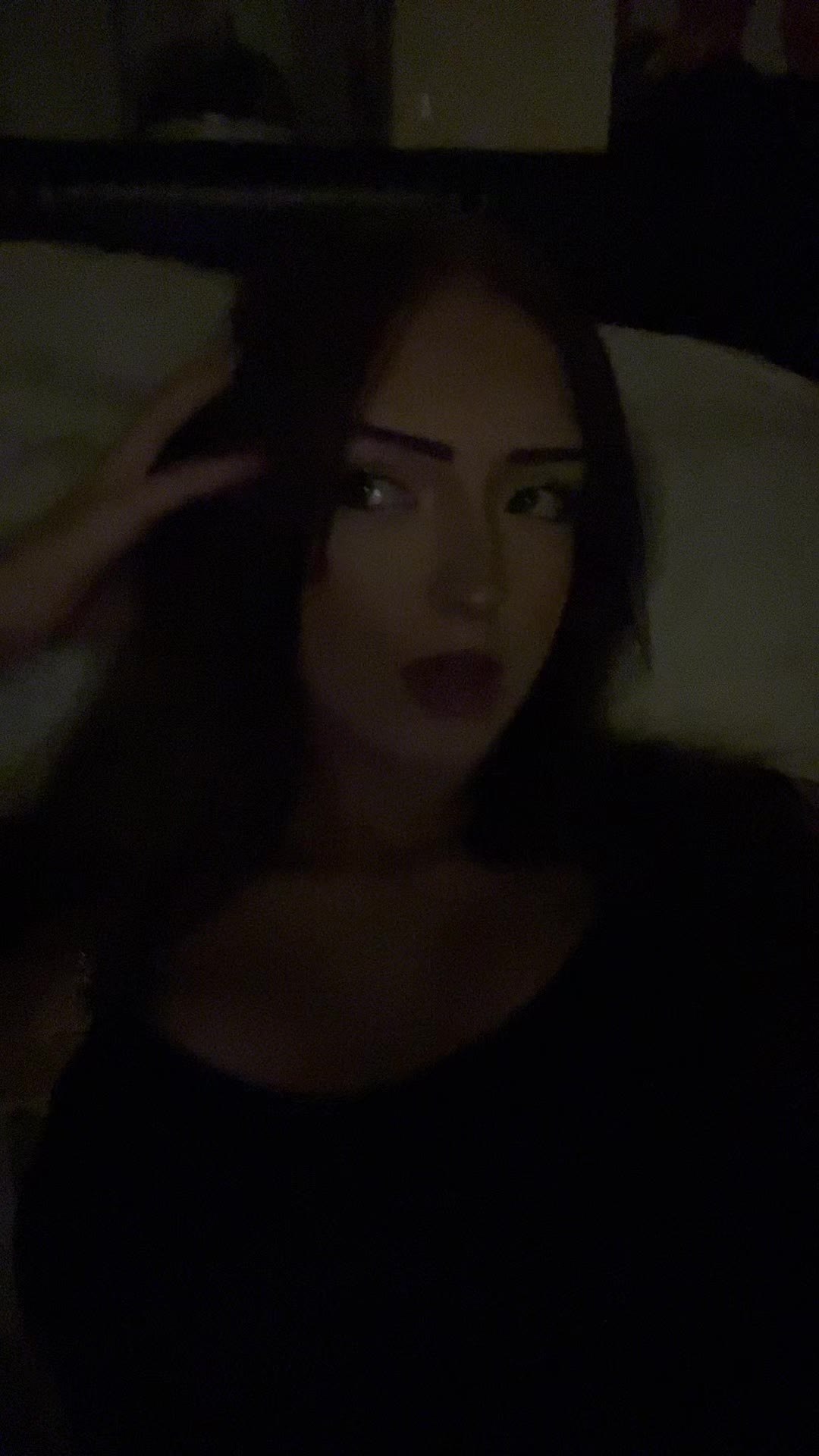 @𝐌𝐞𝐥𝐨𝐝𝐲🫧