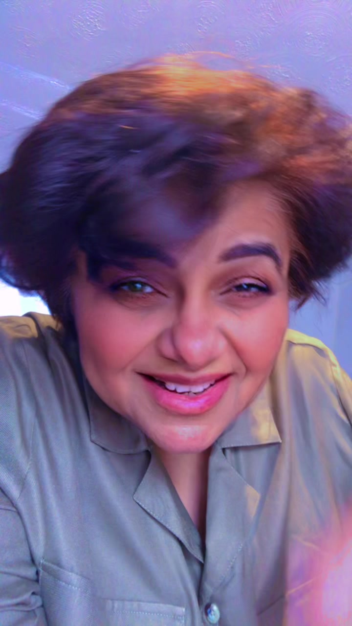 @Roohi KhanUK