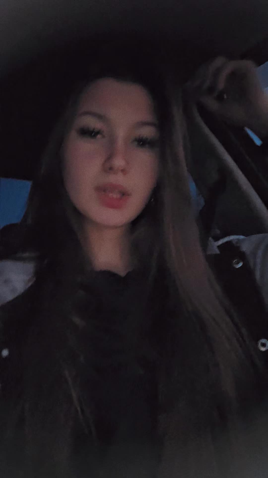 @๐ฏ๐๐๐โค