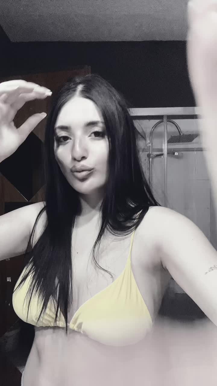 @marzia