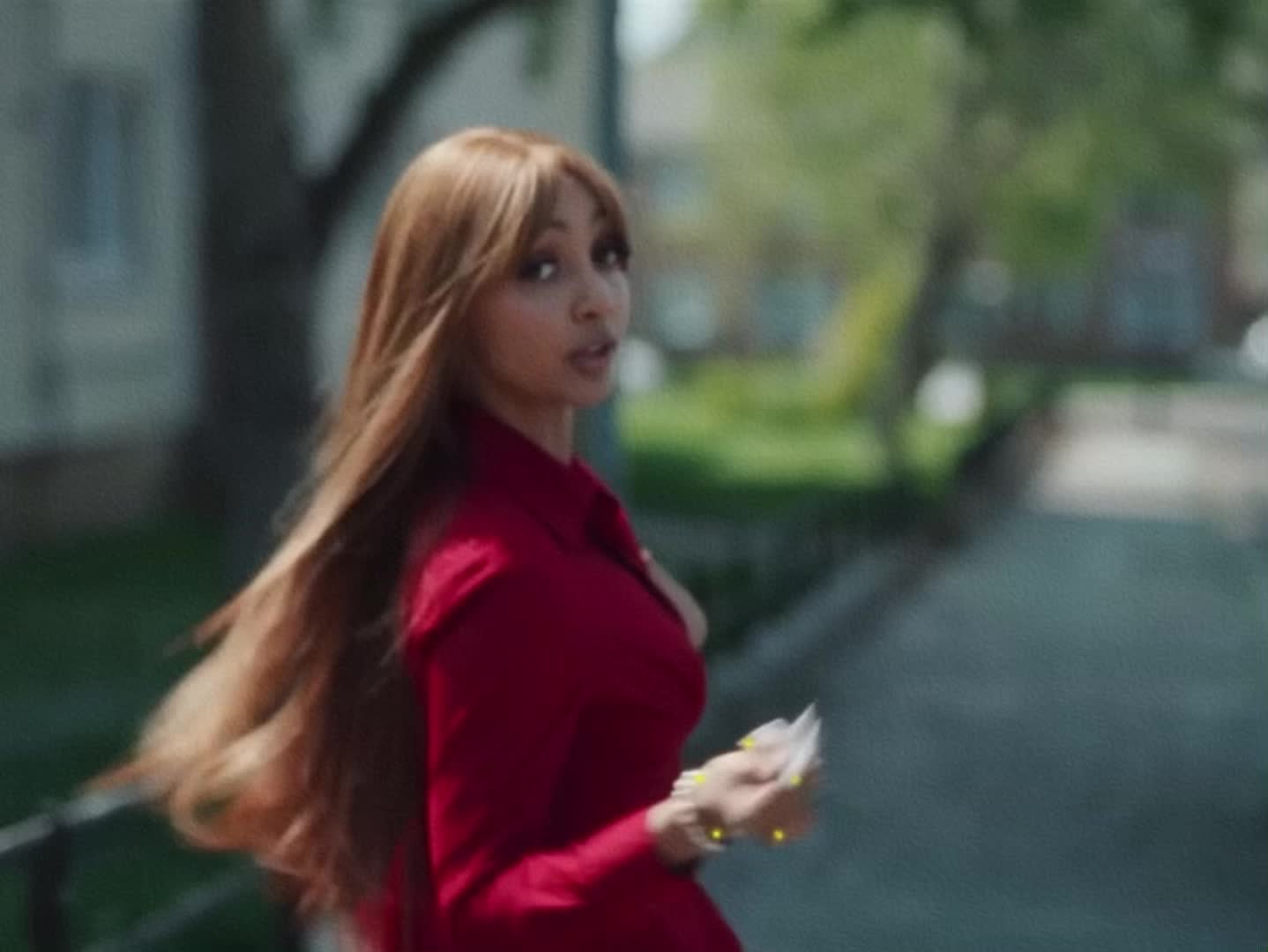 @lnyejux