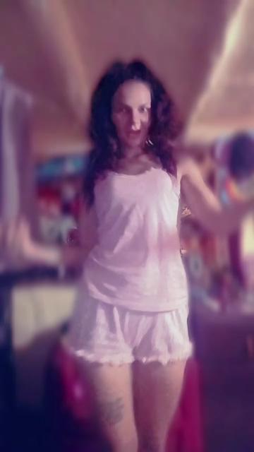 @💕Moldoveanca cu tupeu💕