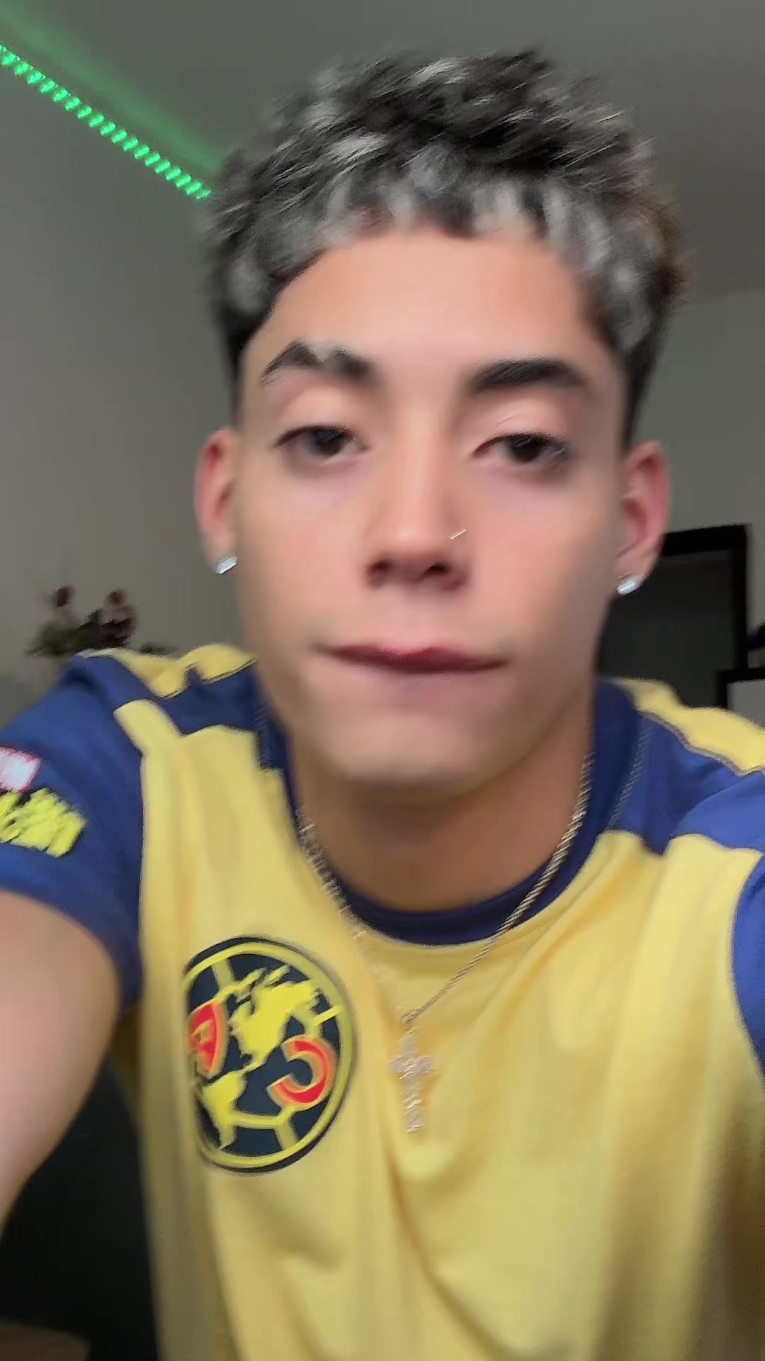 @Ricardo Urbina