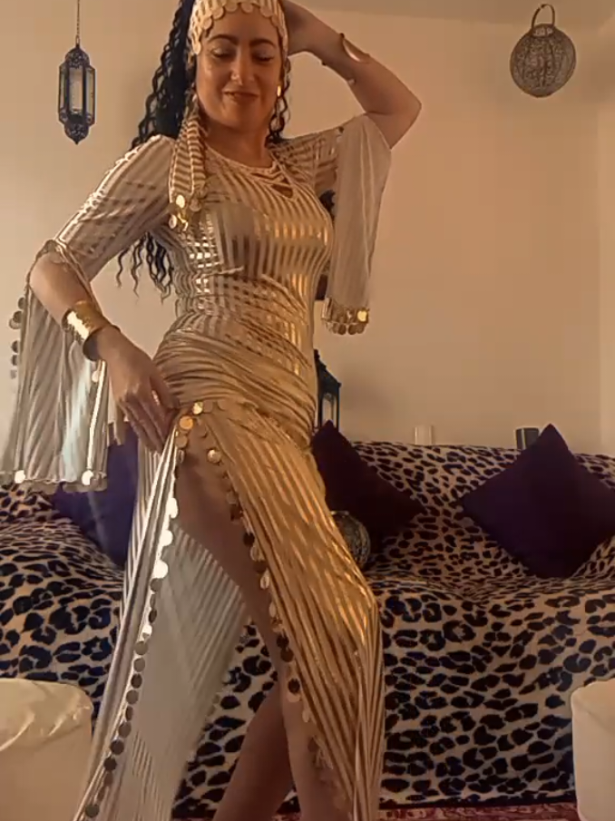 @Belly Dancer Loretta loren