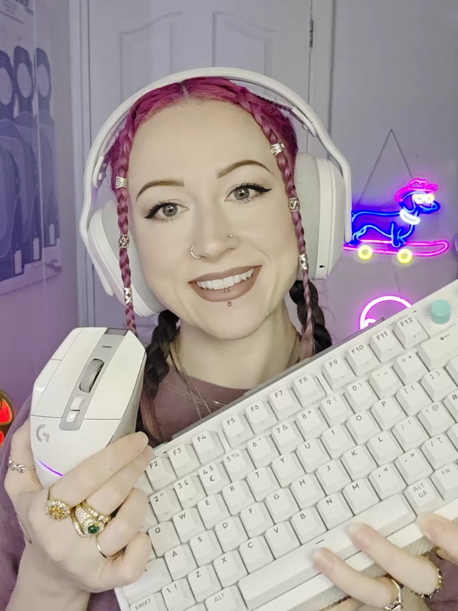 @HollyREX | Twitch