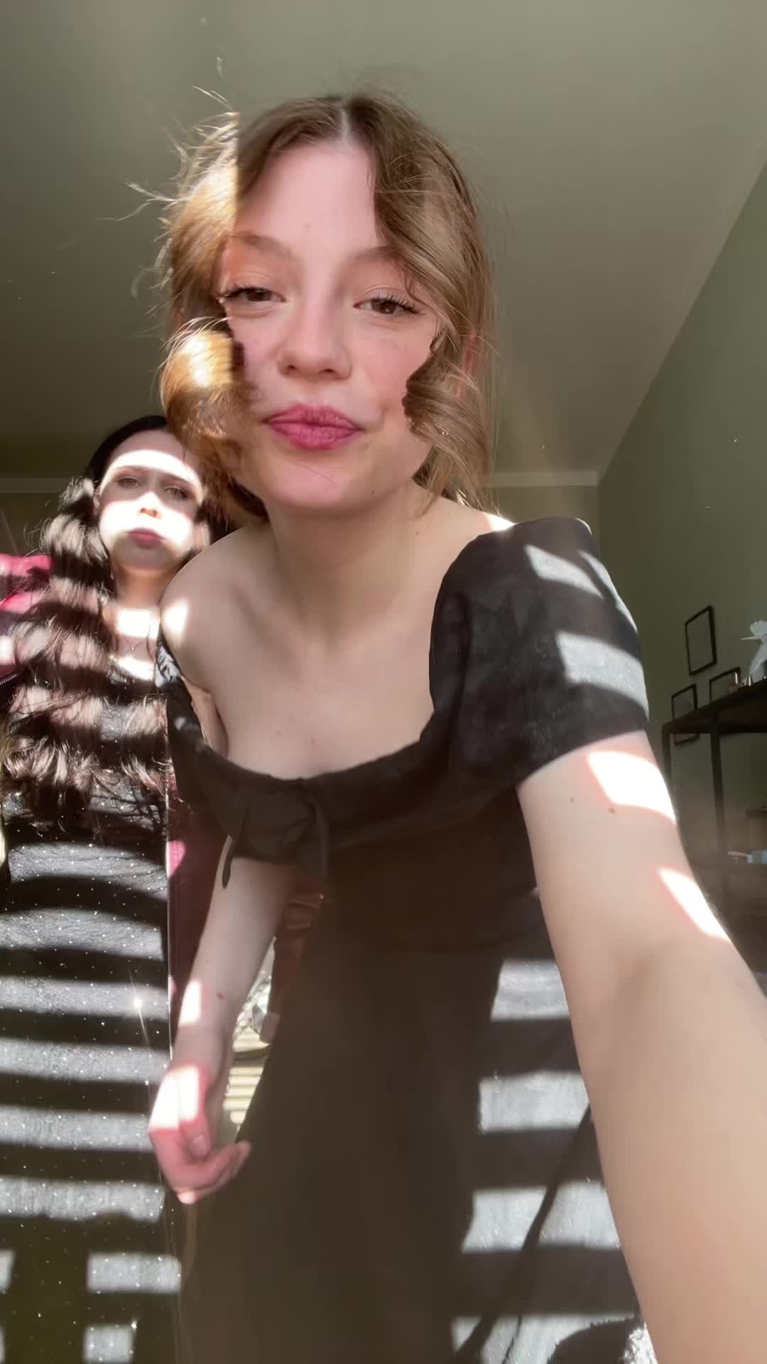 @Sophia