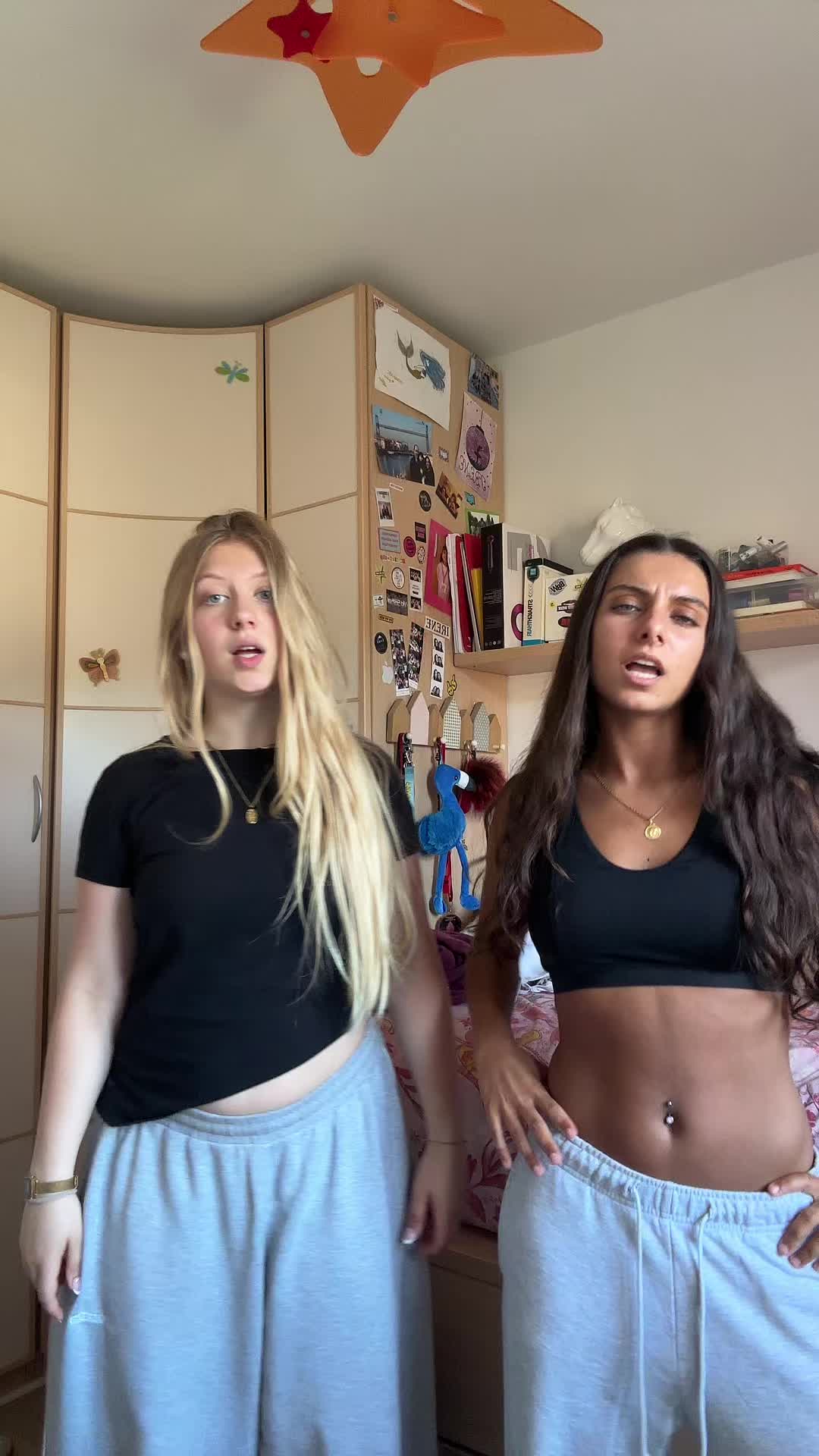 @larahorrillo