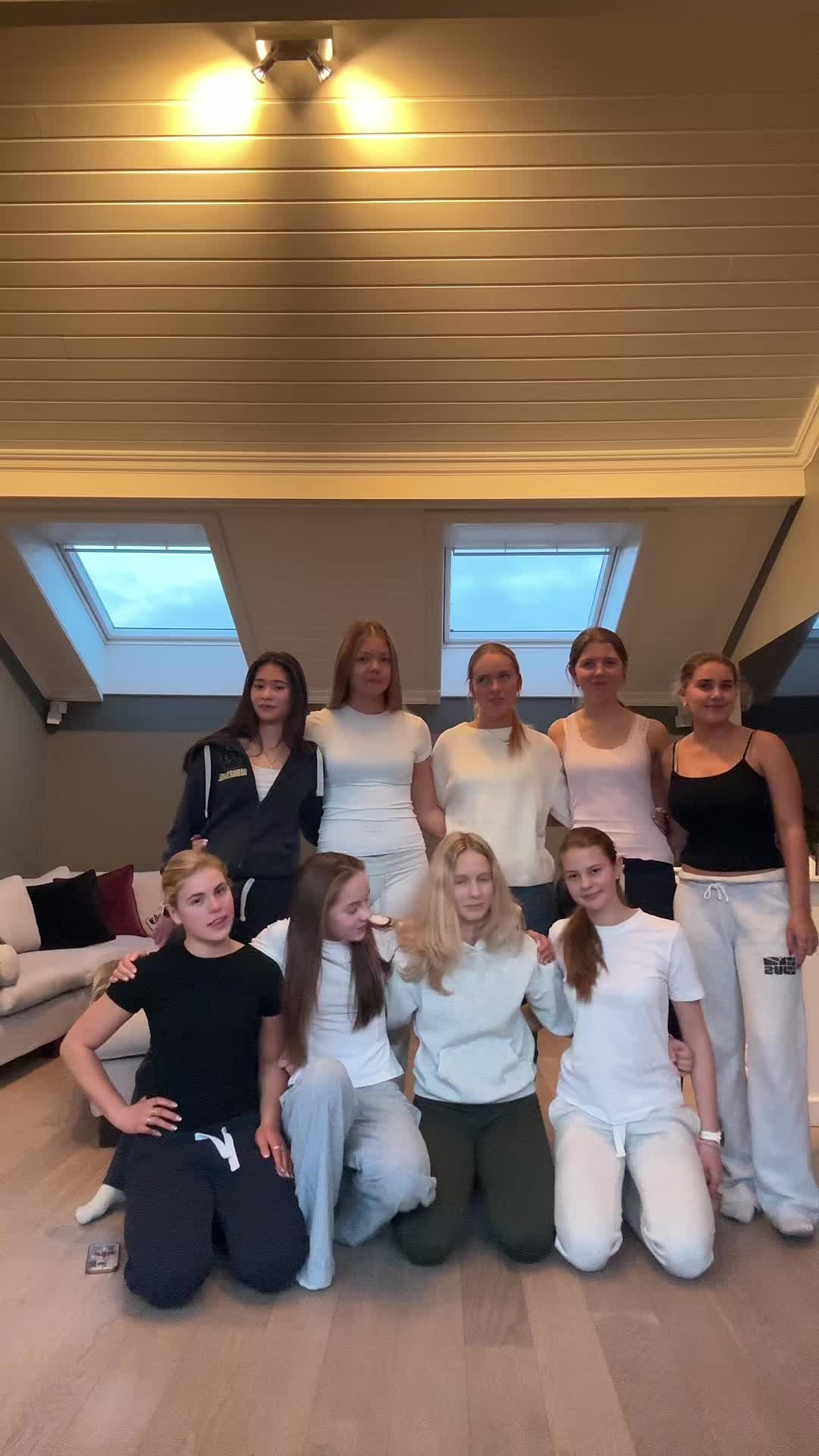 @🦢Mari Solberg🦢