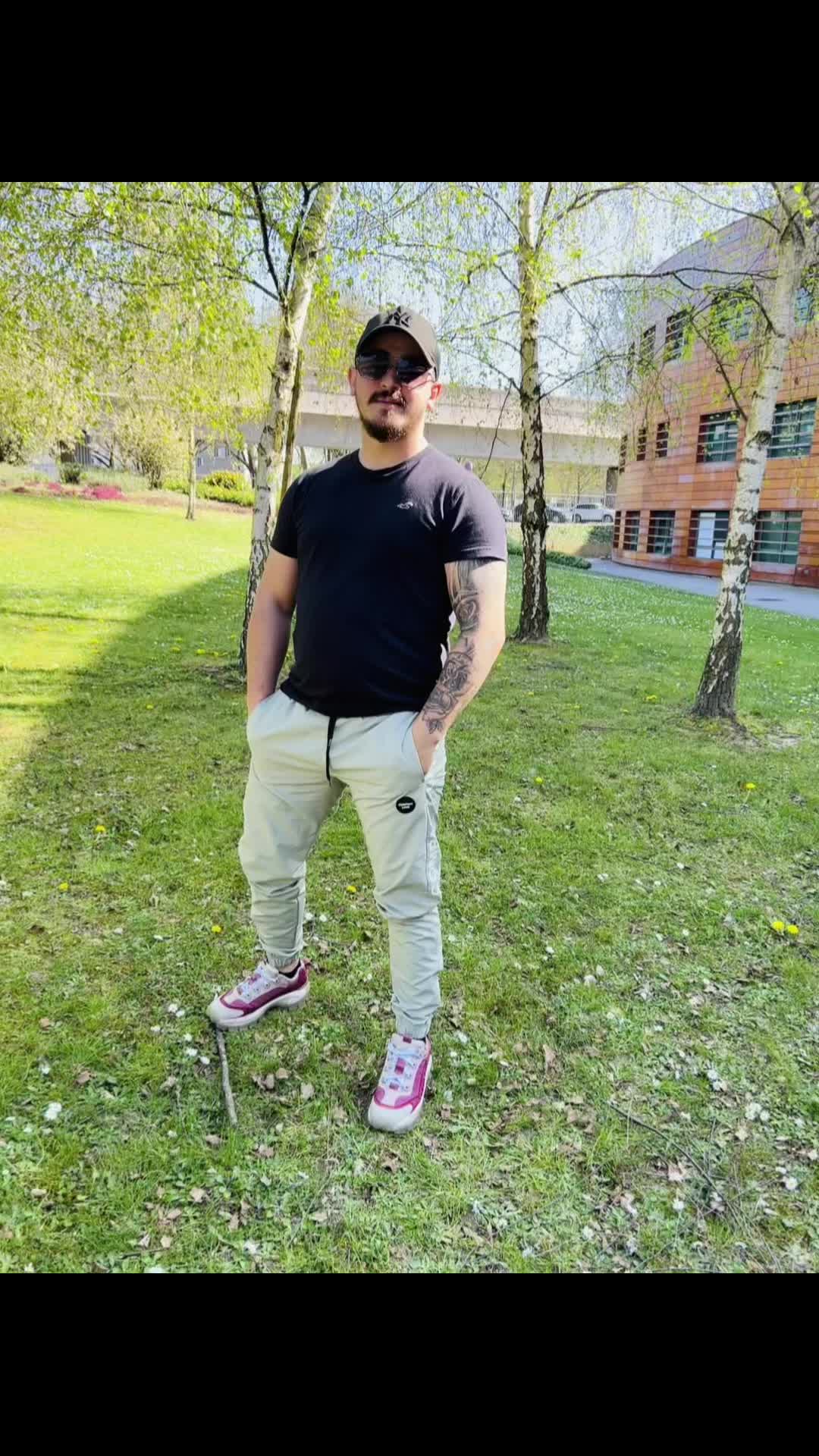 @Sorin zis le M 🦍