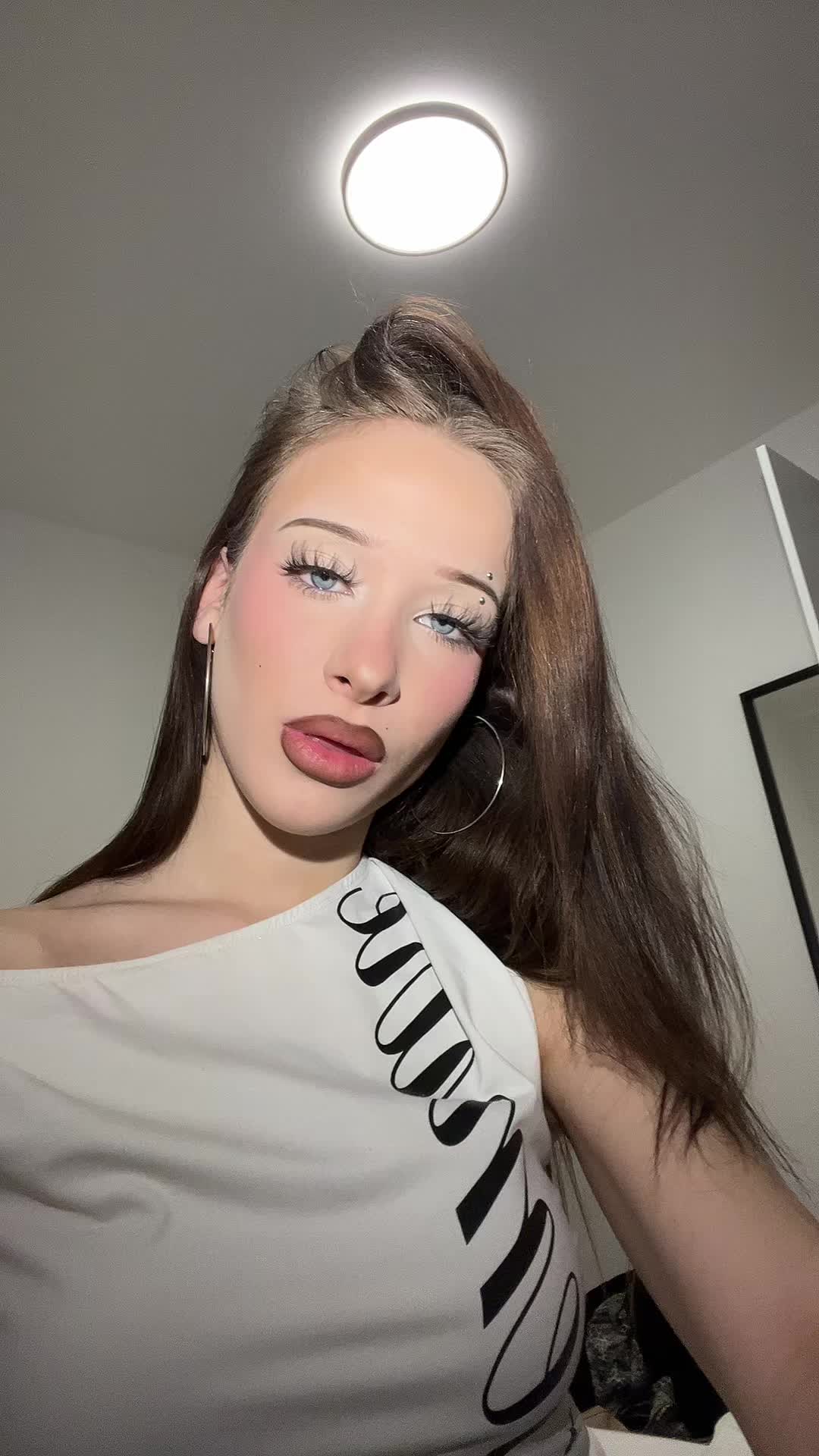 @bruxye