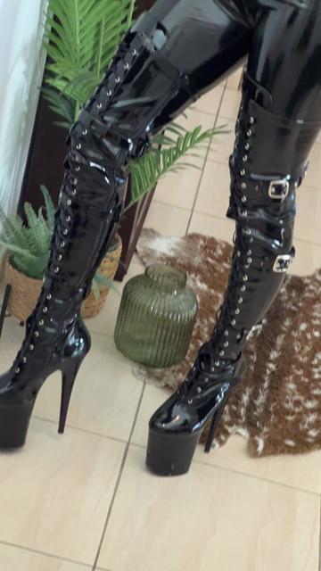 @lisasleatherworld
