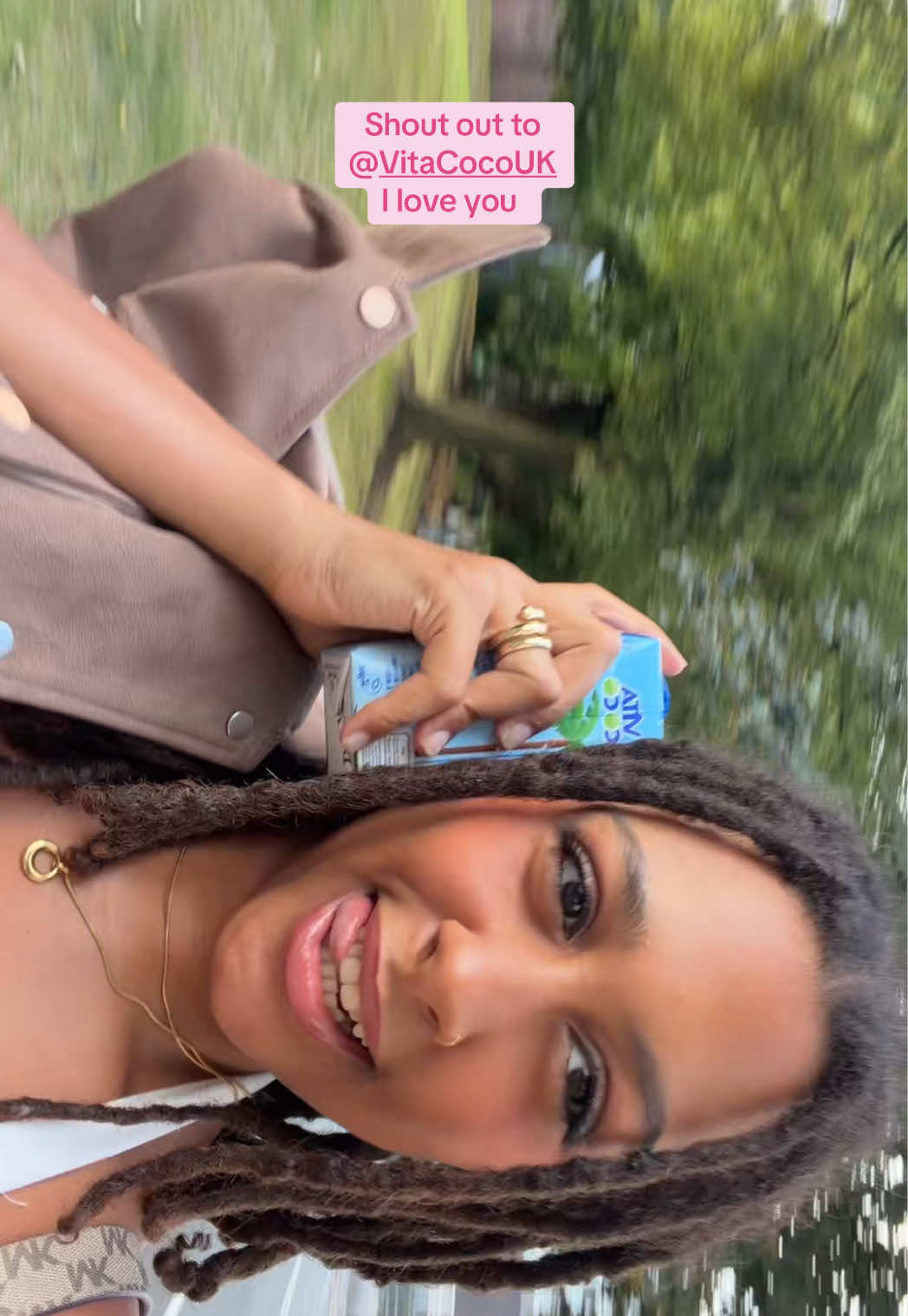 @Tia-Rae