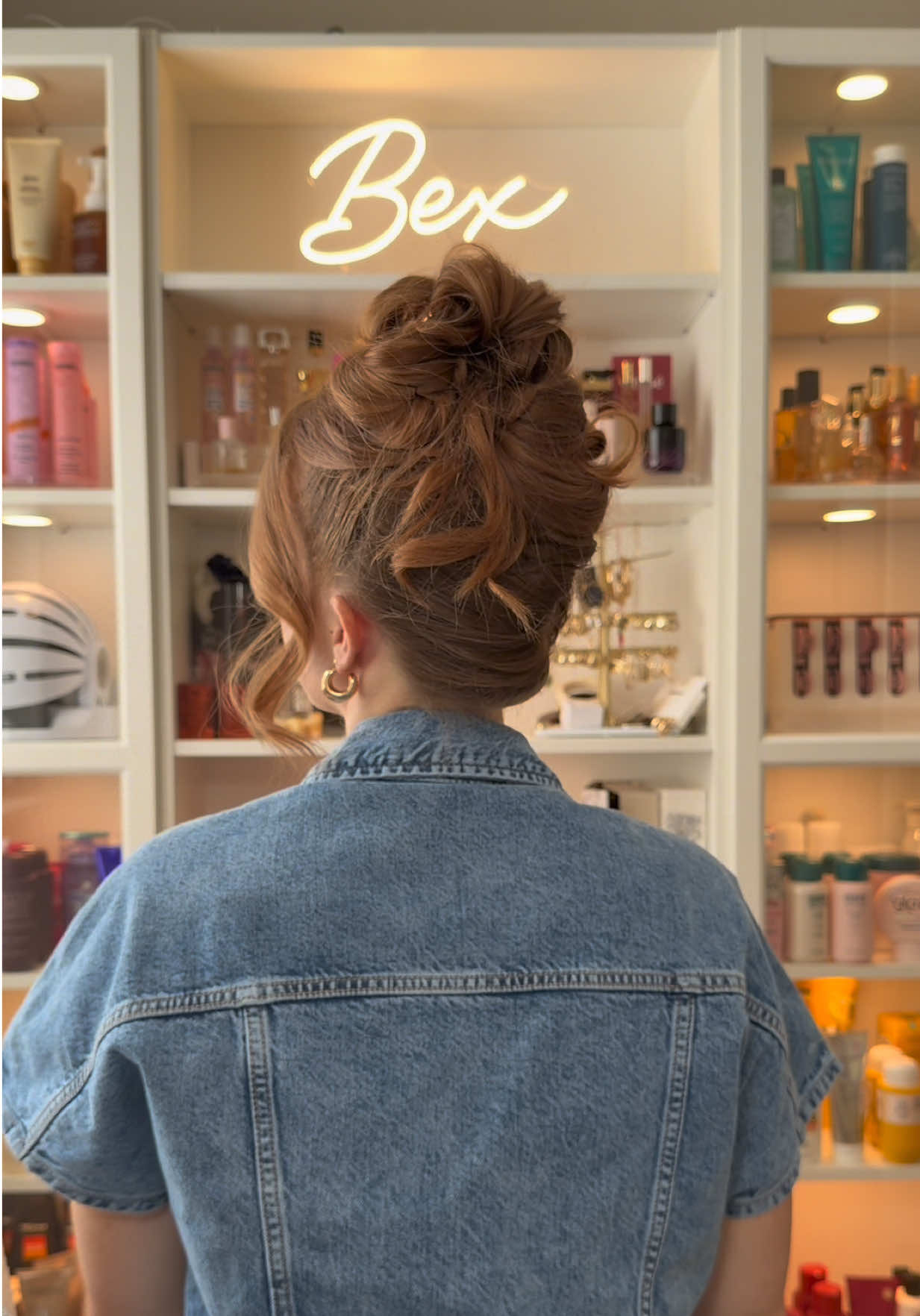@bexdoeshair