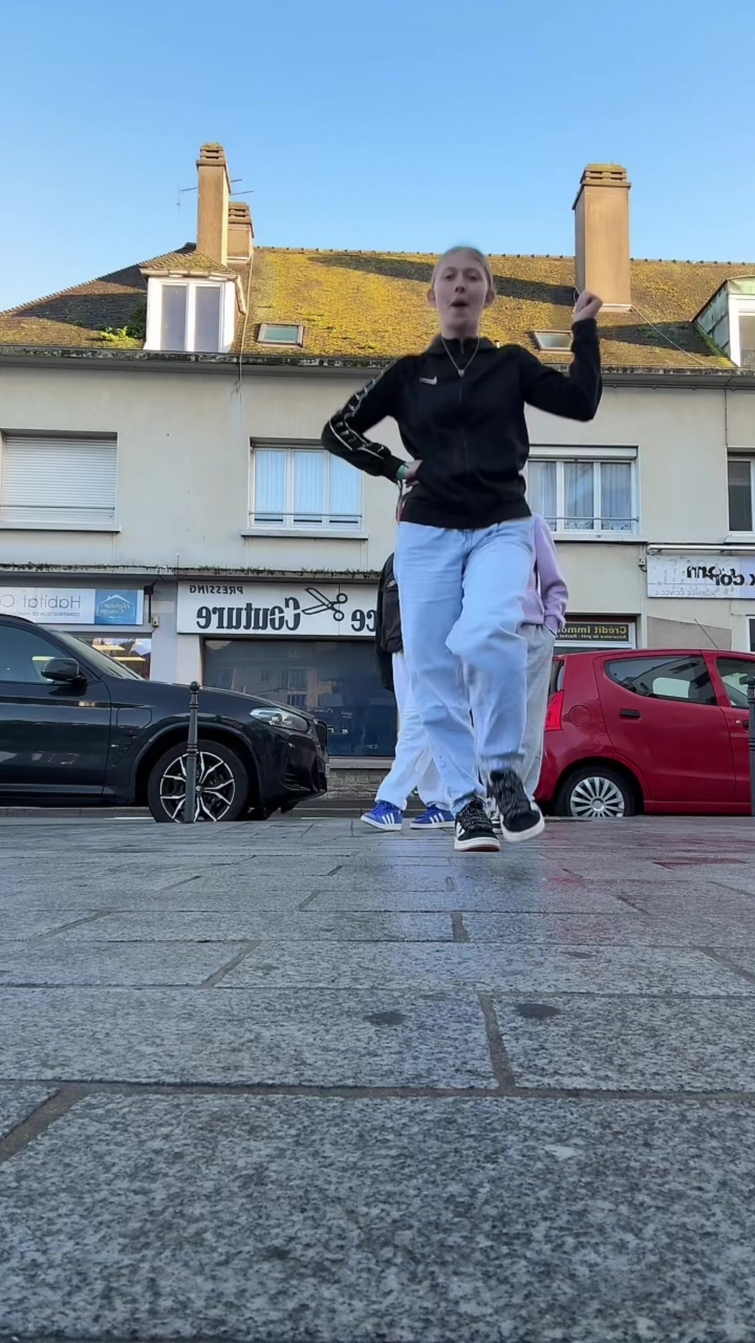 @kloepeuvrel4