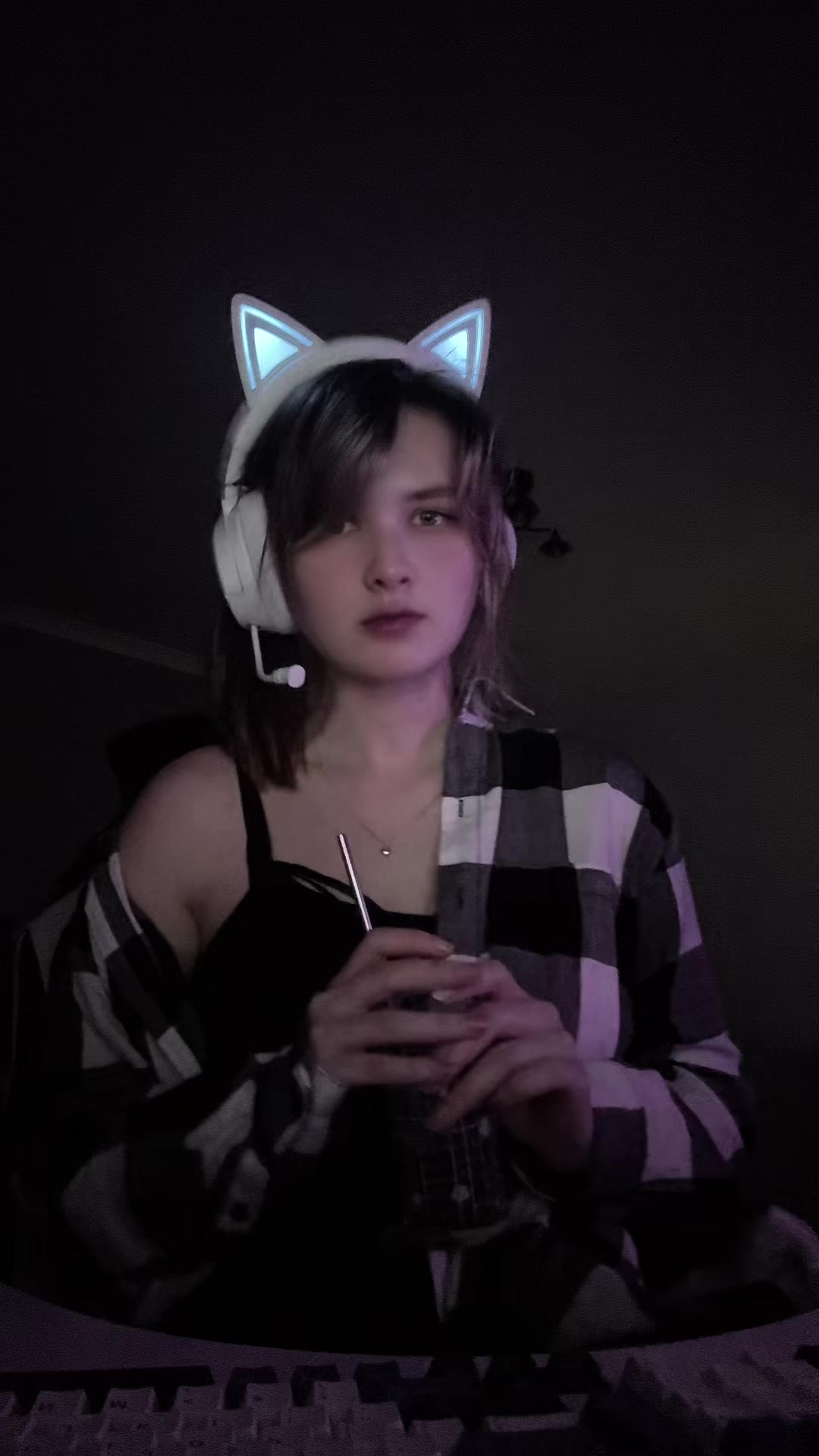 @Lily/liwynx