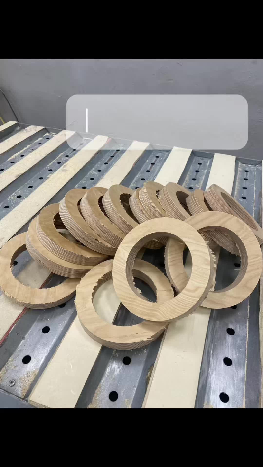 @Smart Fox Wood