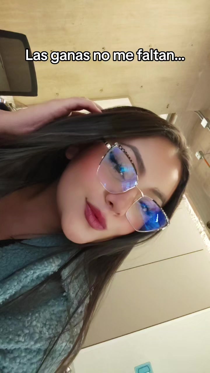 @Lau Zambrano