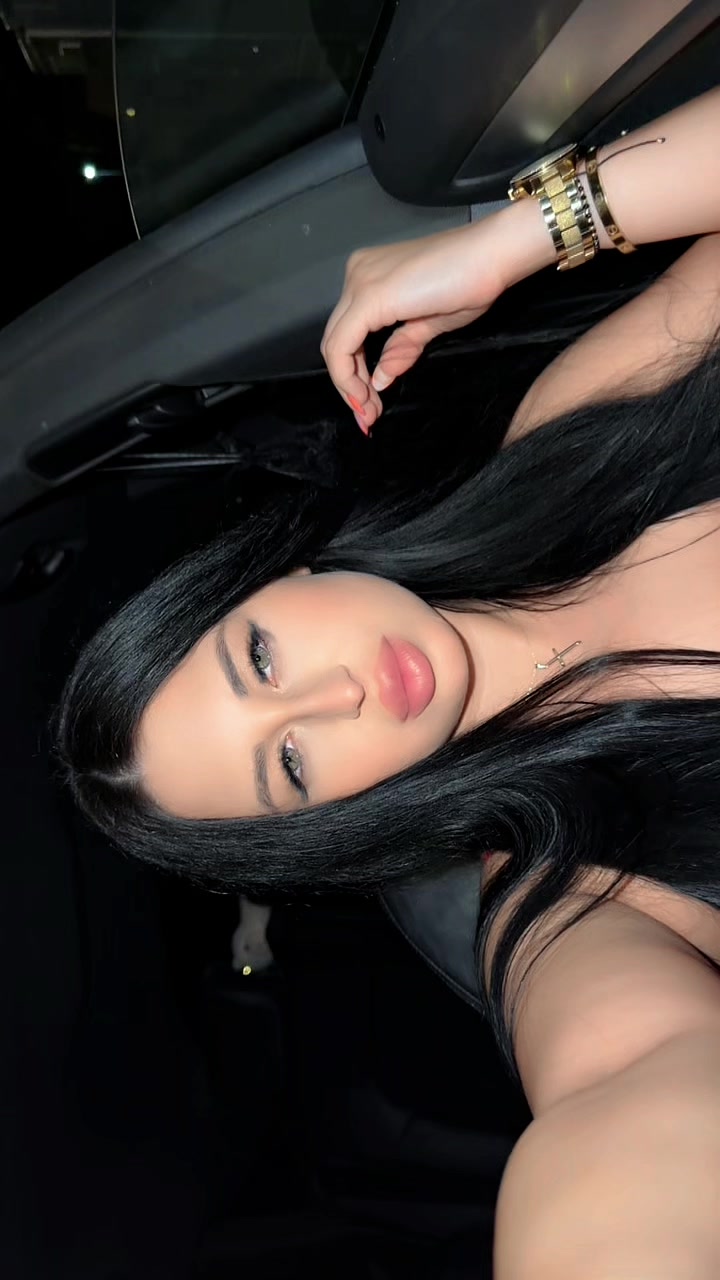 @🖤𝓐𝓷𝓭𝓻𝓮𝓮𝓪🖤