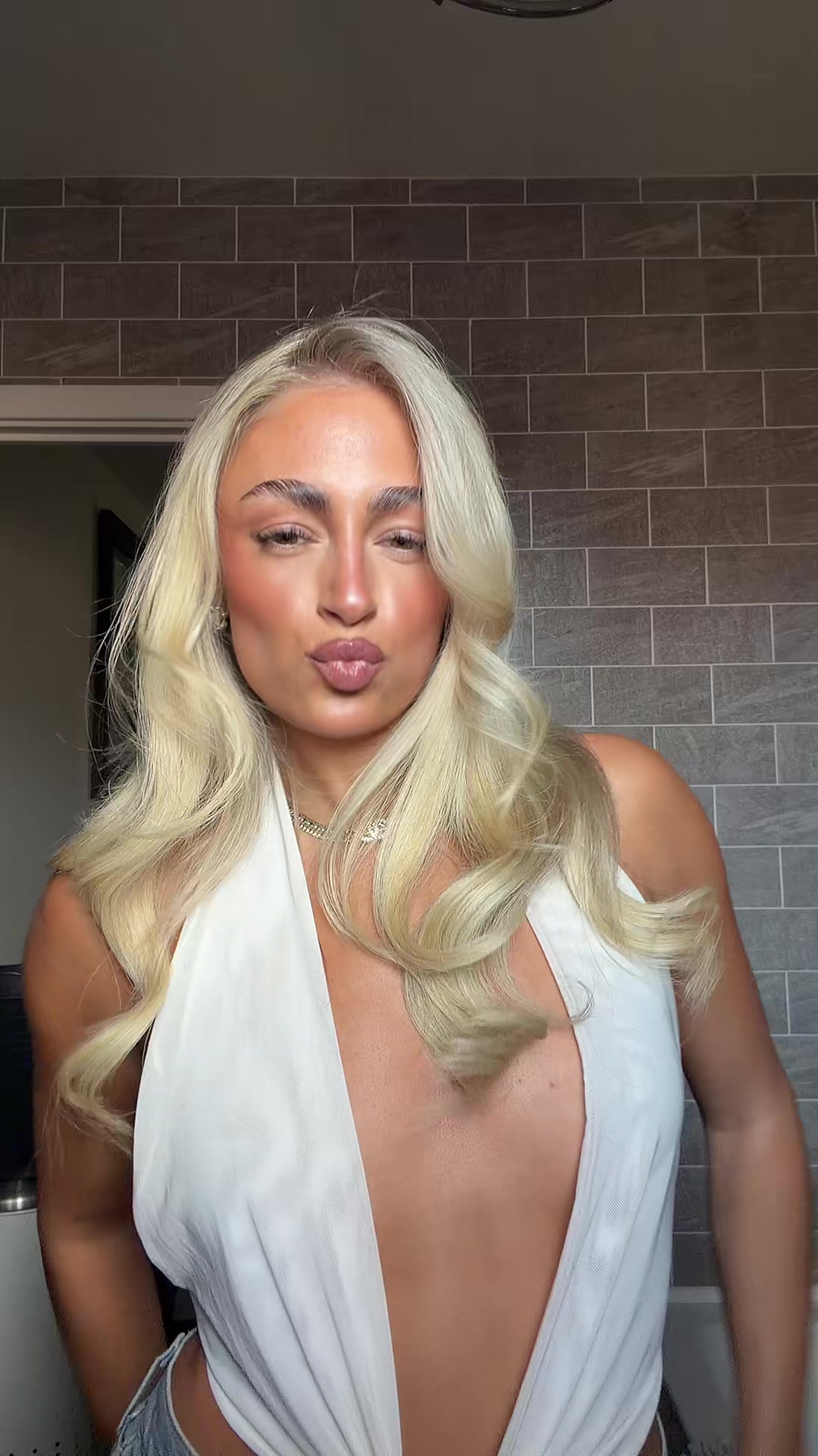 @ellececooper