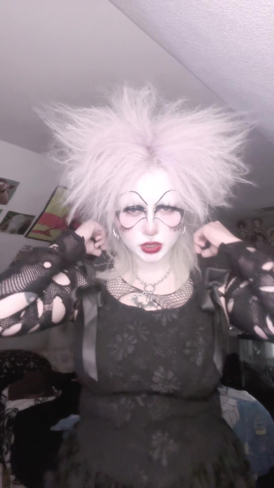 @dollygoth666
