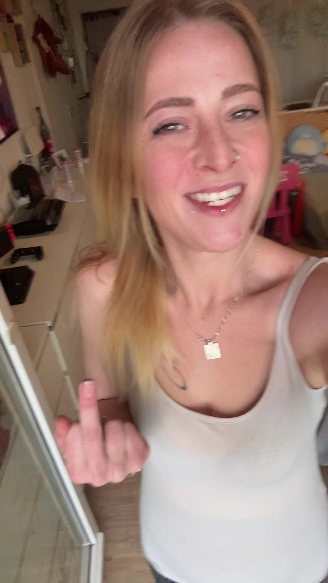 @Linni✌️