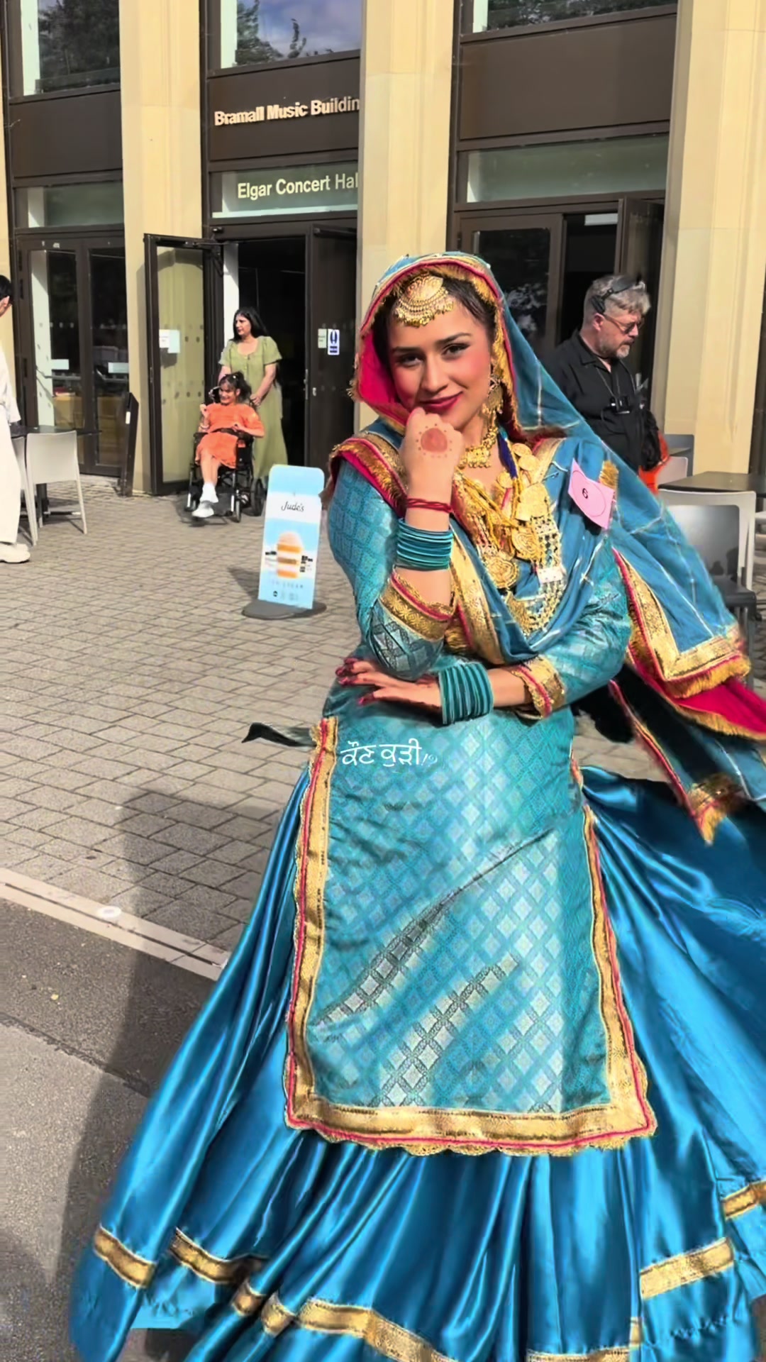 @ash kaur