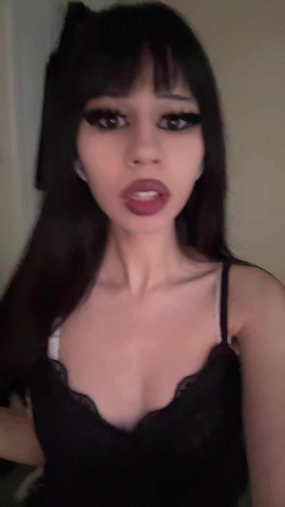 @𝔇𝔞𝔫𝔦𝔢𝔩𝔩𝔞 🧛🏻&zwj;♀️🦇