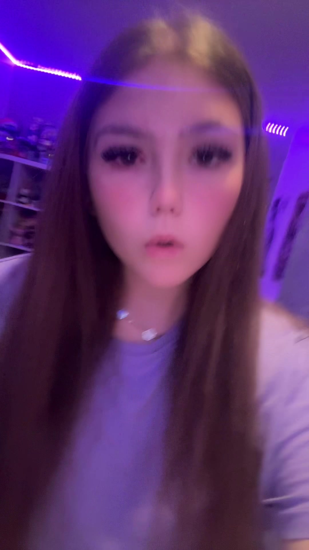 @lily🦄