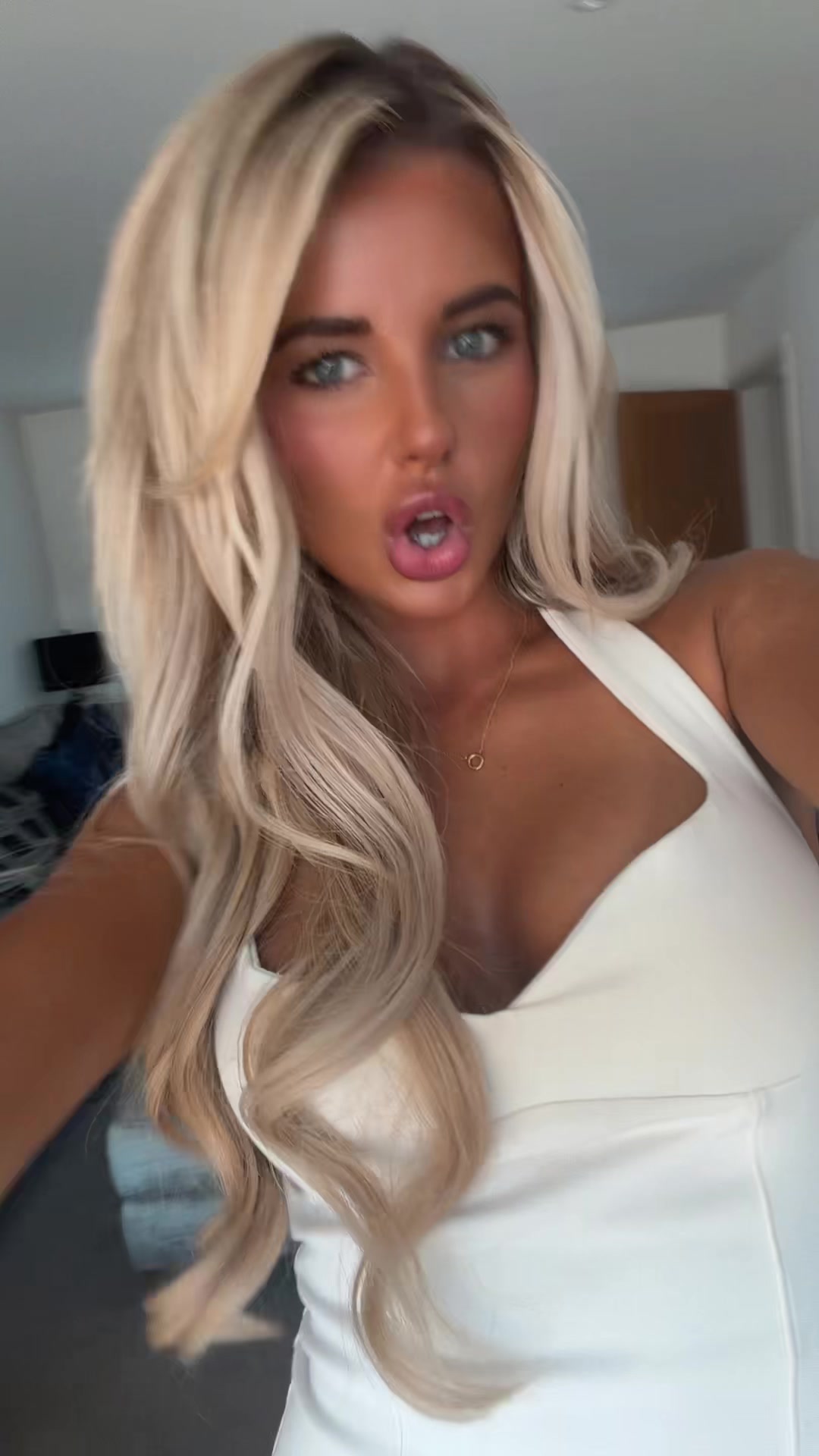 @KeiraEliseHampson🦋