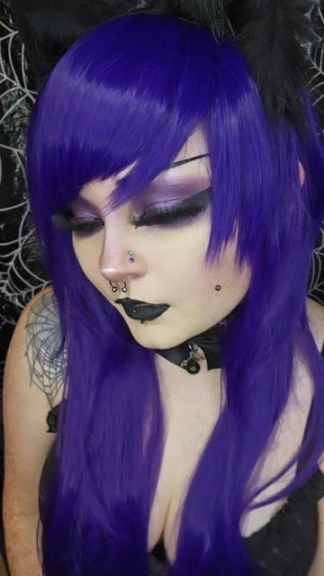 @Graveyardbabe1031