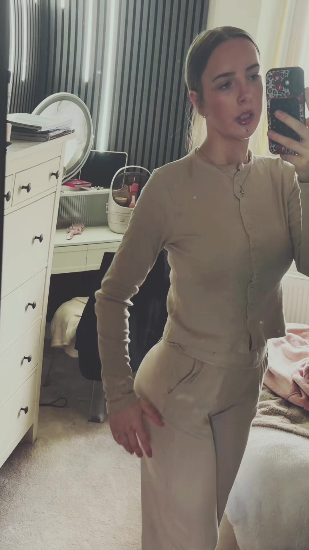 @𝑭𝑯🧞&zwj;♀️💗