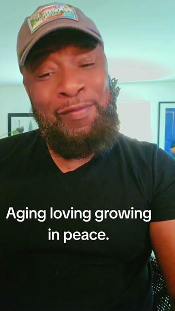 @Sirloveintheroom*