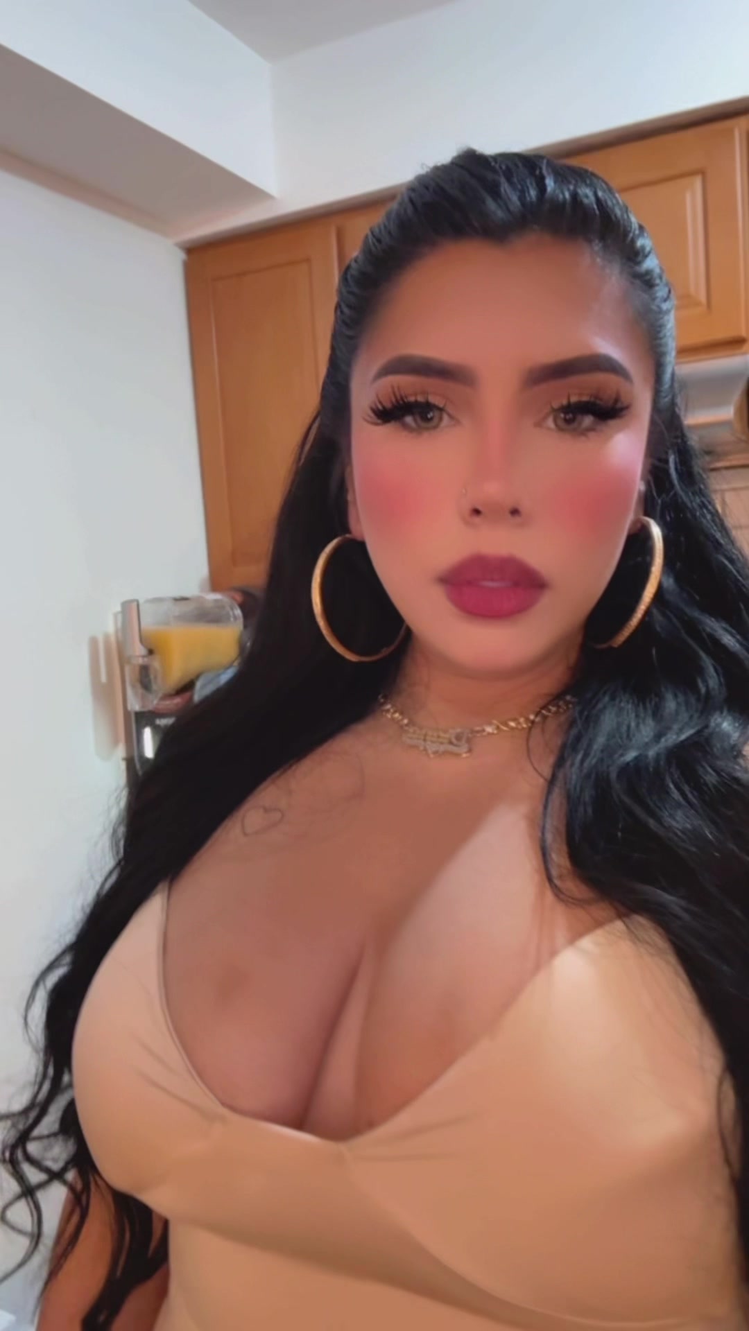 @Pourdesicions_nyc