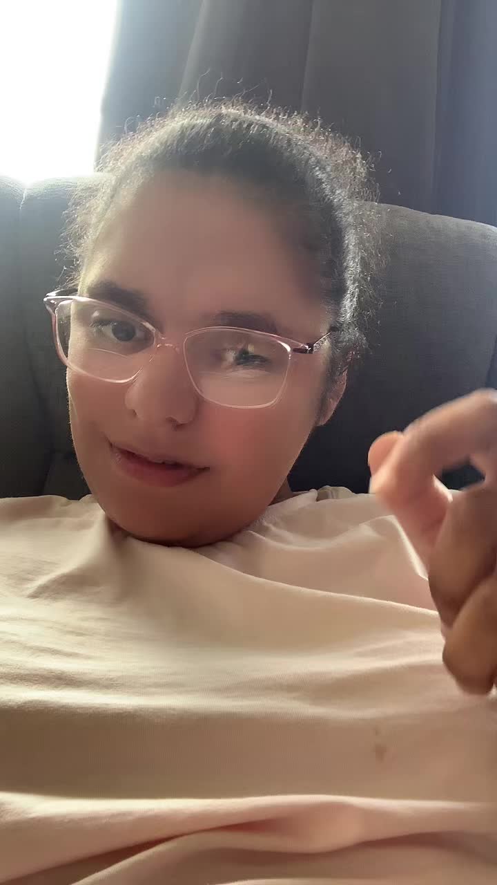 @QueenRana
