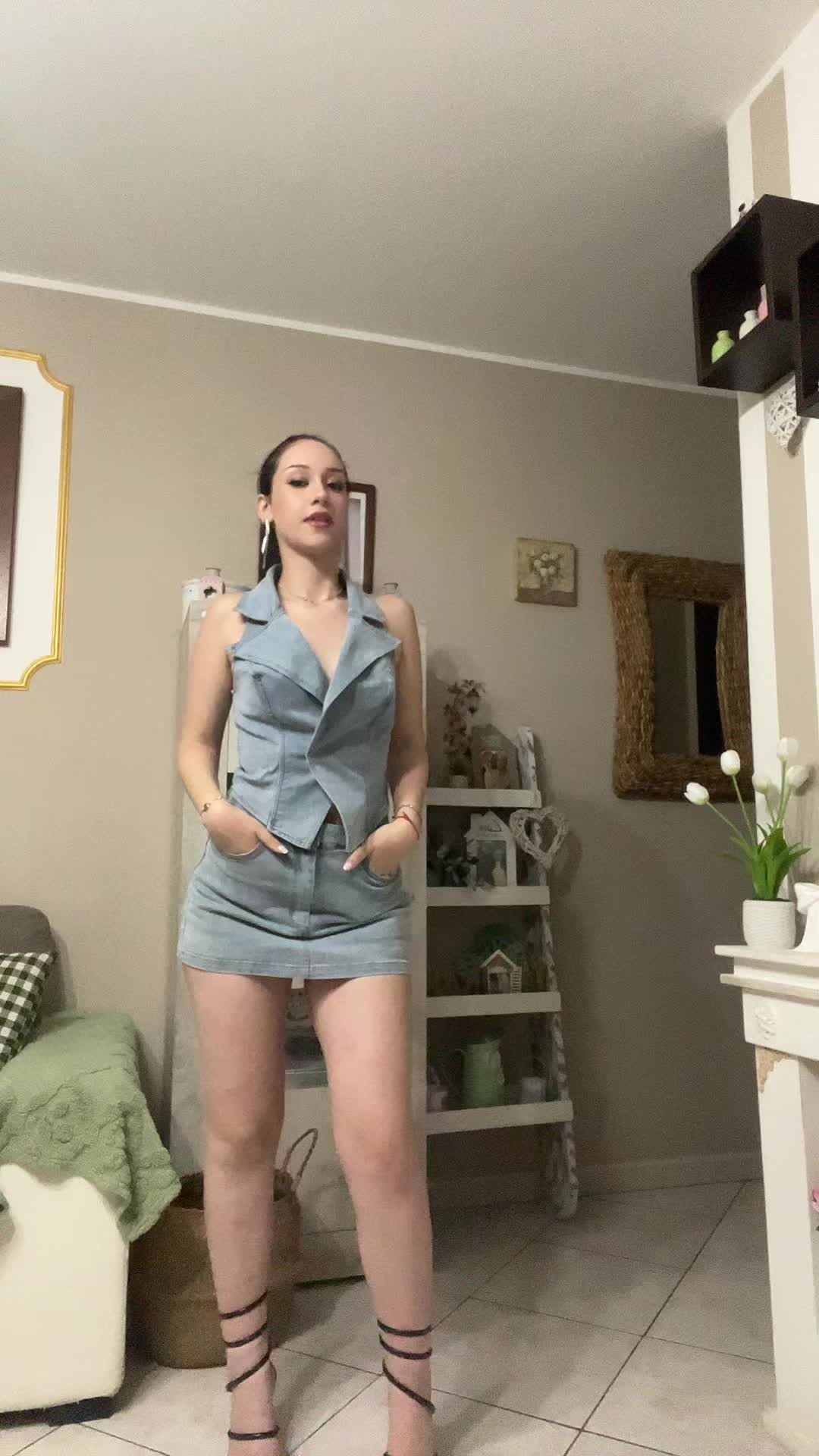 @𝐵𝑒𝑛𝑛𝑦