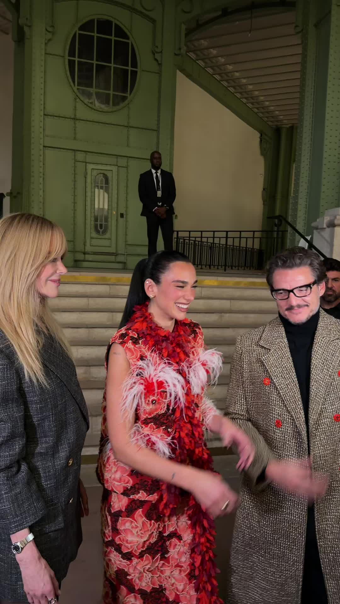@ELLE (US)