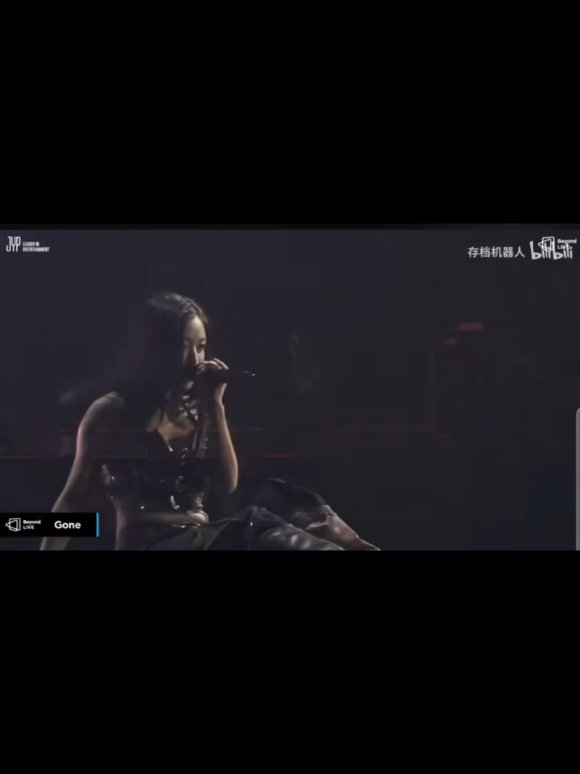 @CrispyVlogs