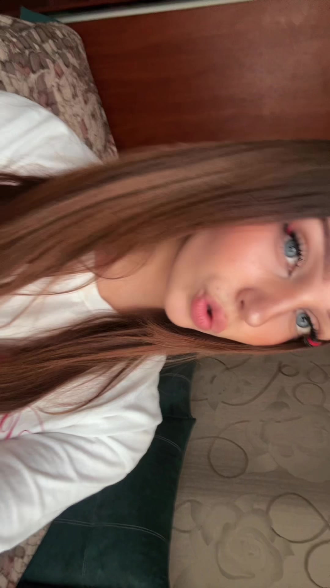 @леруся :3