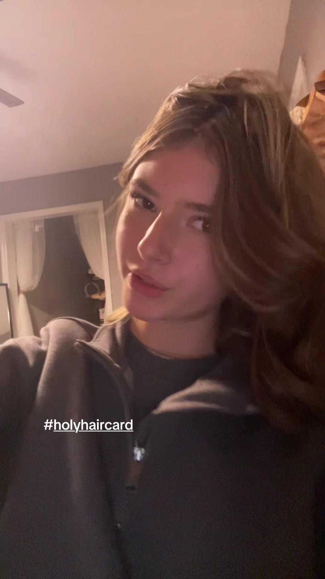 @️