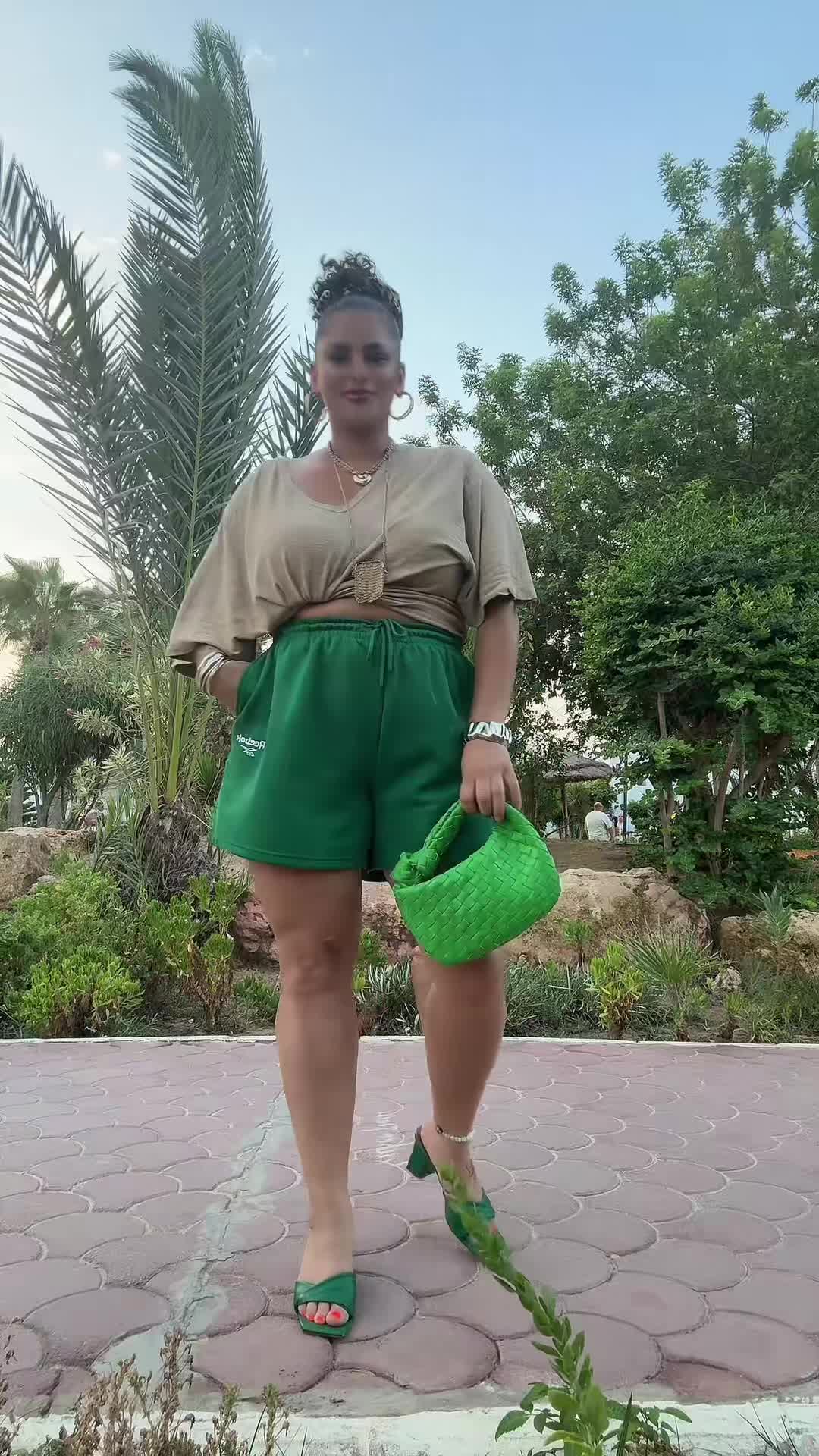 @nadia_aia