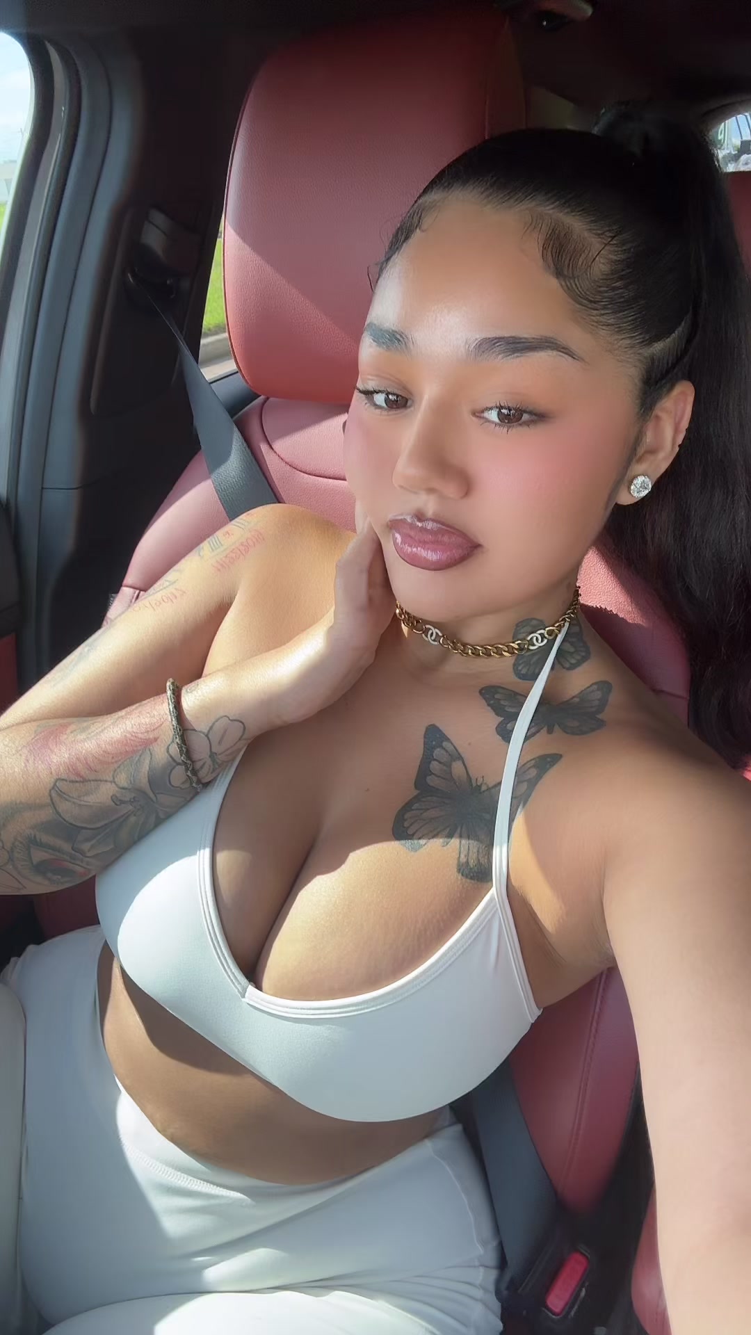 @Daysidukesho
