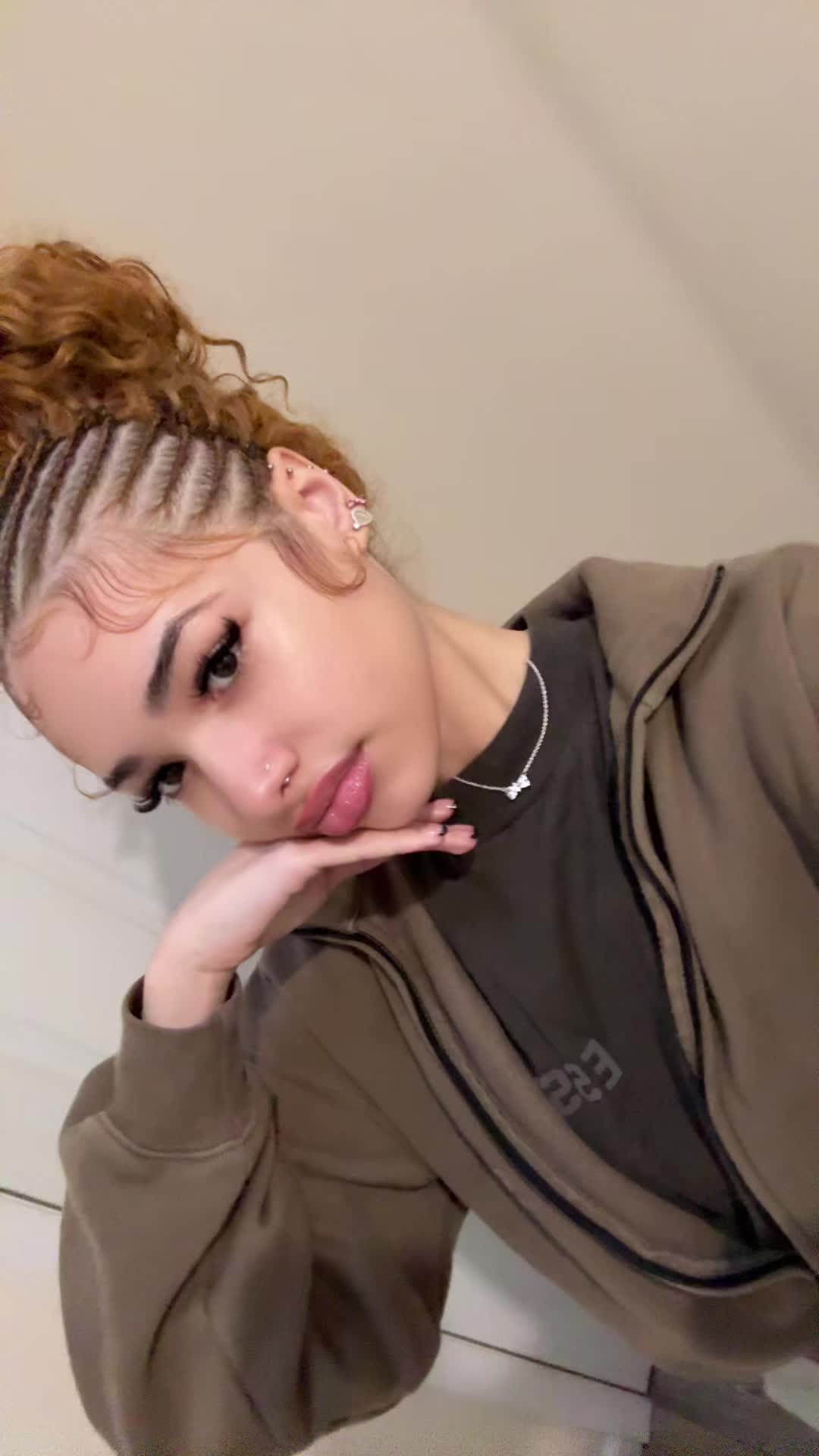 @uhkiruhh