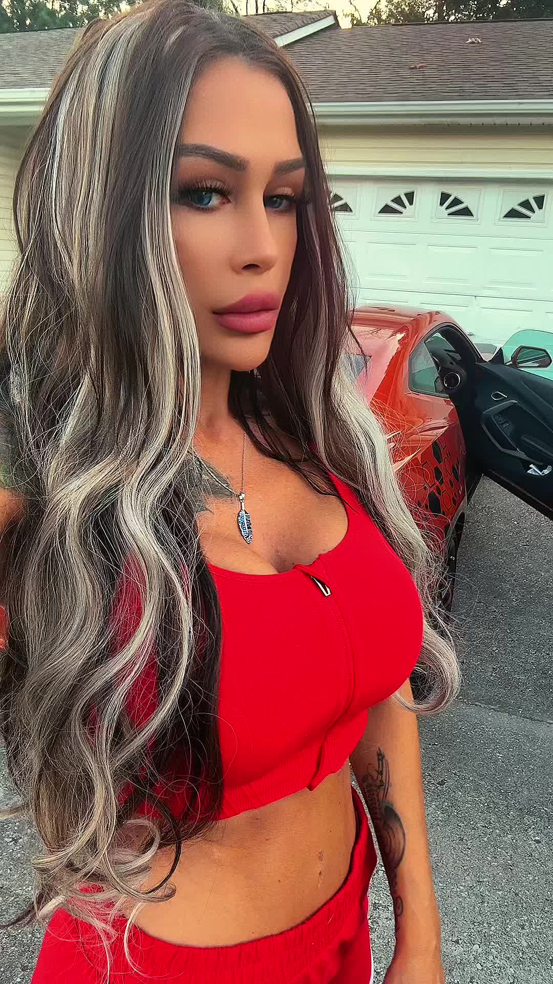 @LennaHorvath